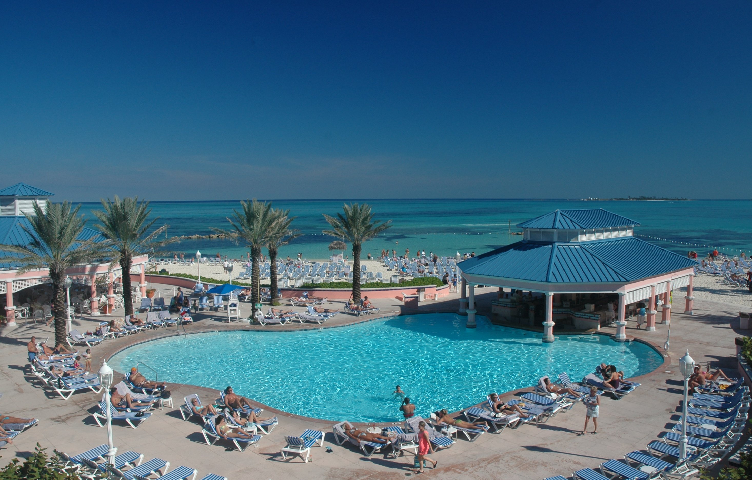 200511254040 Radisson Cable Beach